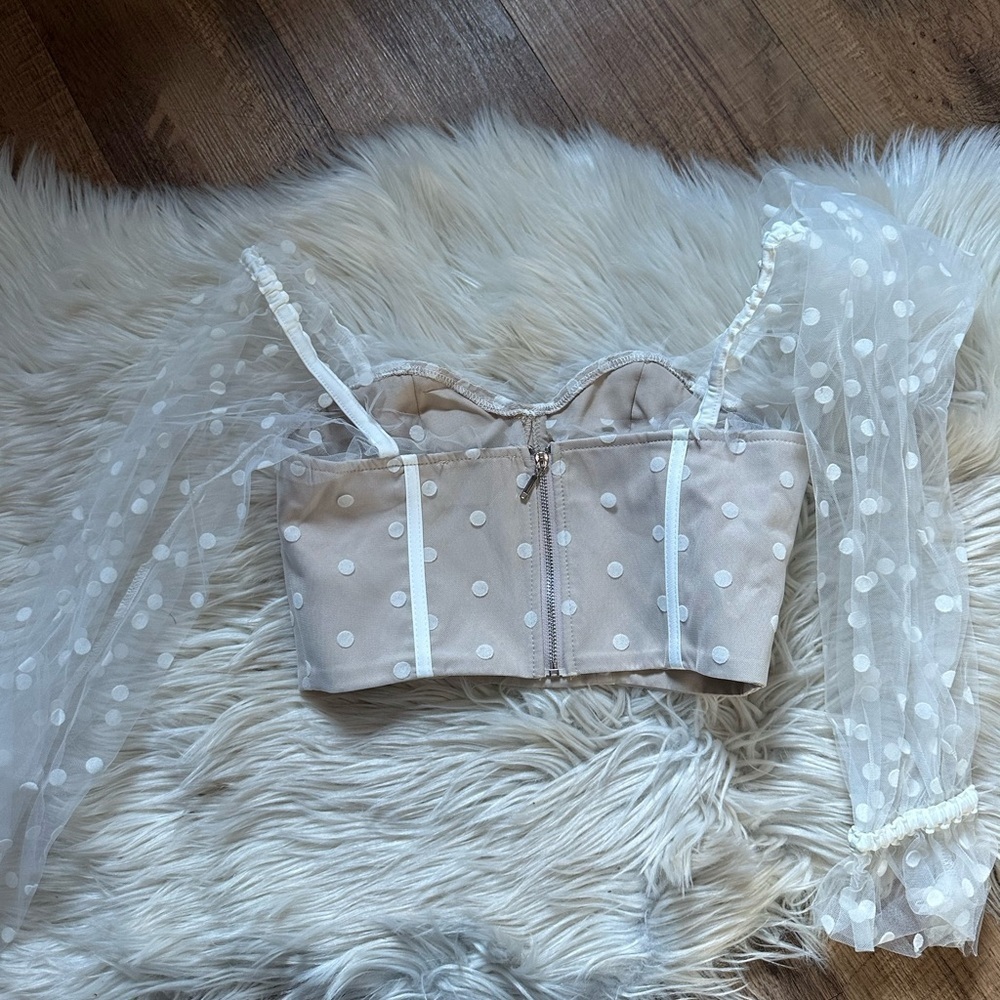 HELLO MOLLY Varinka Top In White Dot - Picture 11 of 11